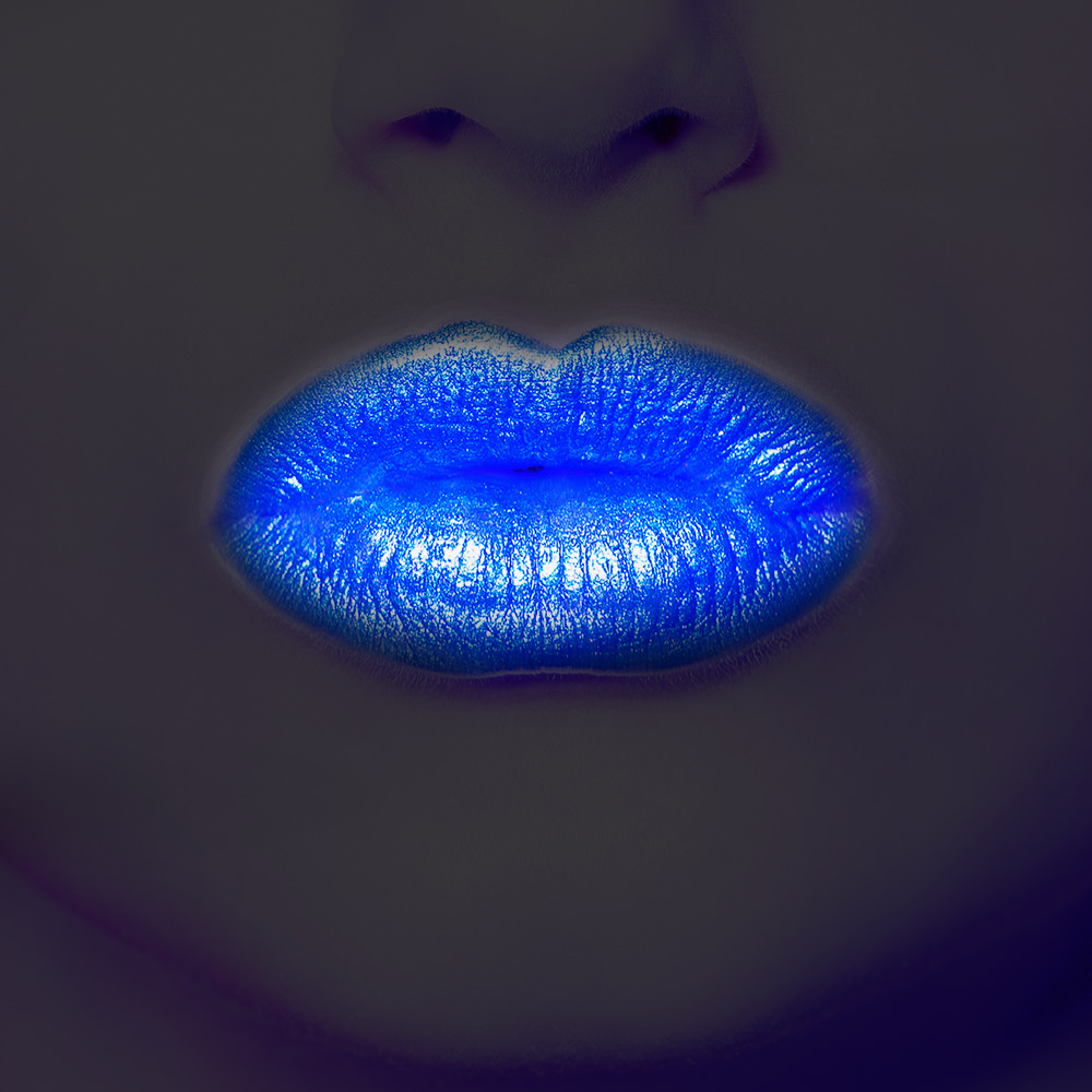 img-UV Neon Flavoured Lip Glosss-0